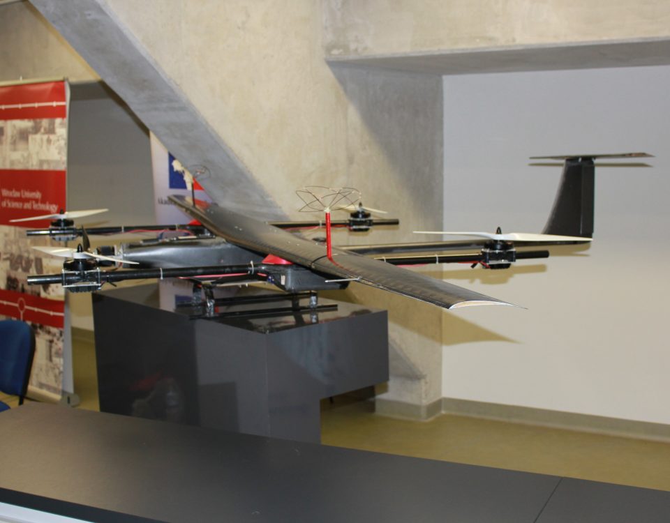 Targi DroneTech, efektowny dron z Wrocławia